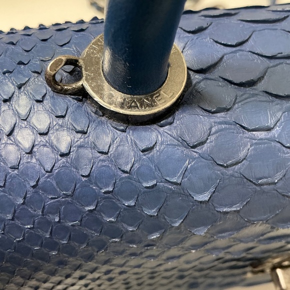 Chanel coco top handle python mini bag - Picture 6 of 11